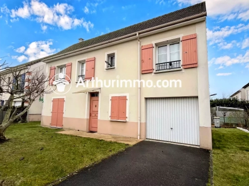Image d'un location maison 4 pièces 85 m2 à savigny-le-temple à 1400€ à nandy (77176)