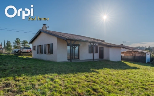 Image d'un maison à louer 3 pièces à 830€ à villeneuve-de-berg (07170)