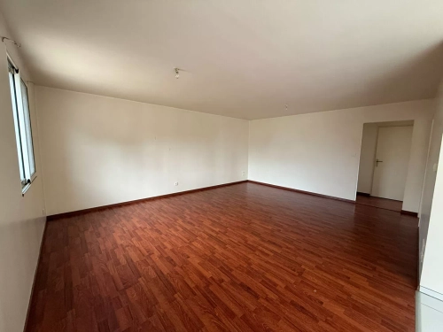 Image d'un lrsy - bourg sous la roche à 800€ à la roche-sur-yon (85000)