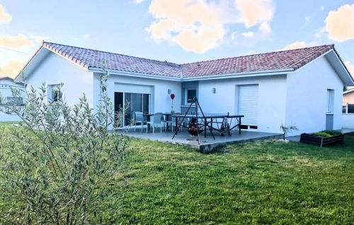 Image d'un maison 4 pièces, 113 m² à louer à gujan-mestras (33470) à 1490€ à le teich (33470)