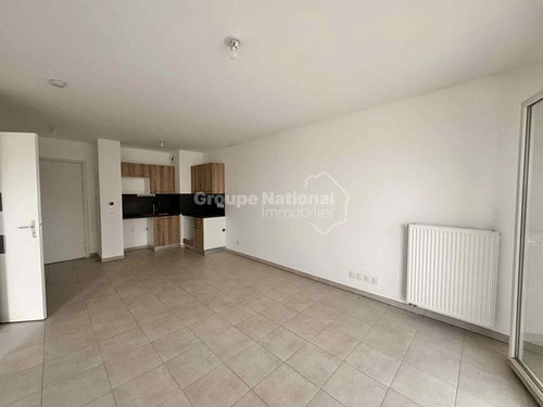 Image d'un t2 avec balcon et parking privatif - arles à 585€ à arles (13104)