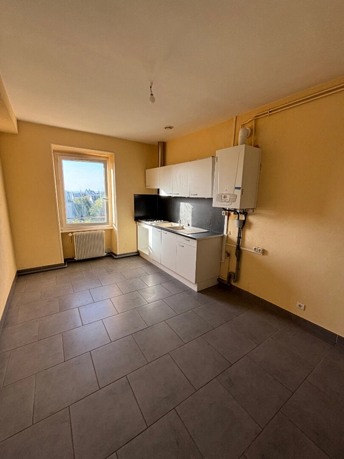 Image d'un appartement t3 lumineux, le creusot à 465€ à le creusot (71200)