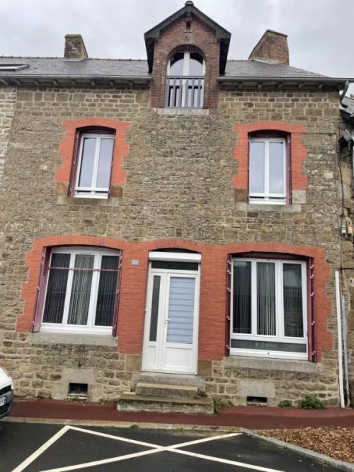 Image d'un maison 4 pièces, 115 m² à louer à sens-de-bretagne (35490) à 750€ à sens-de-bretagne (35490)
