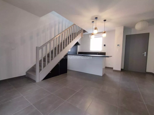 Image d'un location villa 3 pièces 54 m2 à manosque à 995€ à manosque (04100)