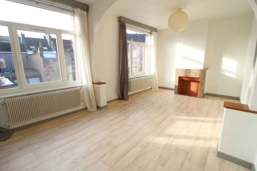 Image d'un appartement 3 pièces à louer à 861€ à lille (59000)
