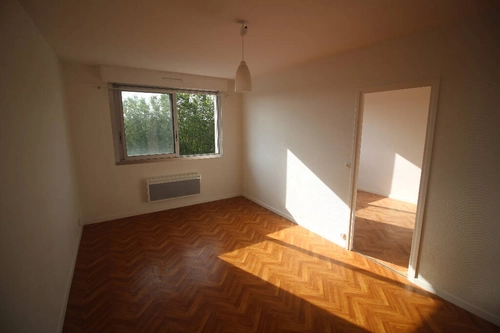 Image d'un appartement 2 pièces à louer à 758€ à lille (59000)