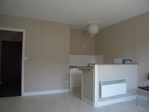Image d'un bourges studio à 435€ à bourges (18000)