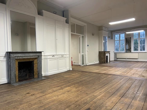 Image d'un appartement rare de charme à 2990€ à lille (59000)
