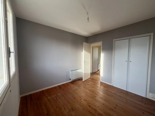 Image d'un maison 4 pièces à louer à 480€ à civray (18290)