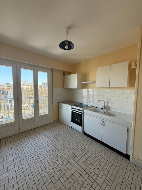 Image d'un appartement moulins 2 pièce(s) 48.72 m2 à 500€ à moulins (79700)