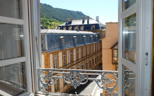 Image d'un appartement à louer 1 pièce à 308€ à saint-rome-de-cernon (12490)