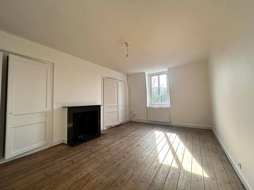 Image d'un t6 de charme à 2100€ à lille (59000)
