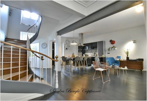 Image d'un maison à vendre 12 pièces laval (53) à 794000€ à laval (38190)