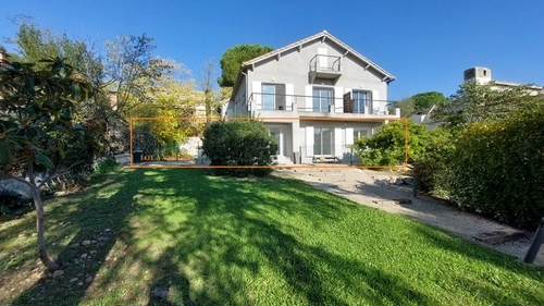 Image d'un appartement 2 chambres en rez-de-chaussée avec jardin privatif de 72m² à 262500€ à villeneuve-lès-avignon (30400)