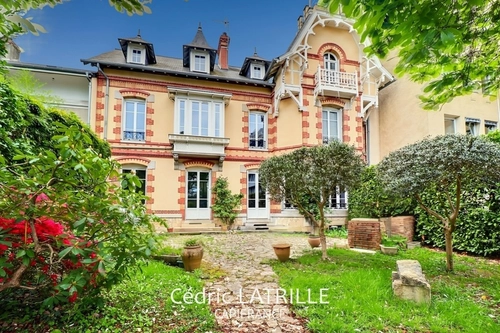 Image d'un maison bourgeoise à vendre 11 pièces tarbes (65) à 410500€ à tarbes (65000)