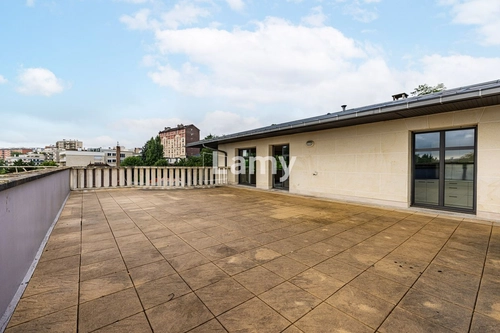 Image d'un magnifique t5 en dernier etage avec 90m² de terras à 1142000€ à joinville-le-pont (94340)