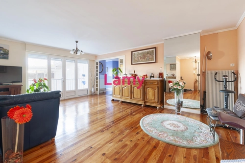Image d'un appartement t4 à 240000€ à dax (40100)