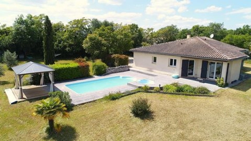 Image d'un aux portes de cahors, charmante maison avec piscin à 305000€ à cahors (46000)