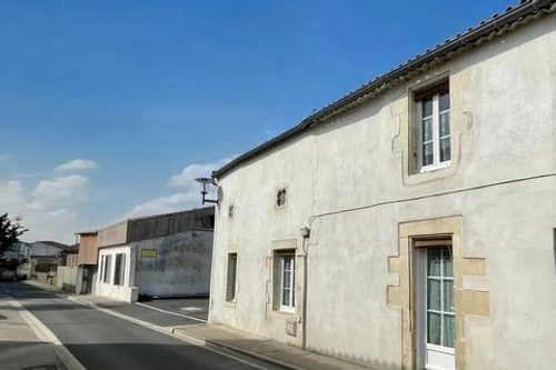 Image d'un maison de charme rénovée au c'ur de la tremblade à 431000€ à la tremblade (17390)