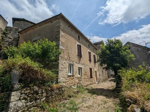 Image d'un immeuble en pierre à 265000€ à figeac (46100)